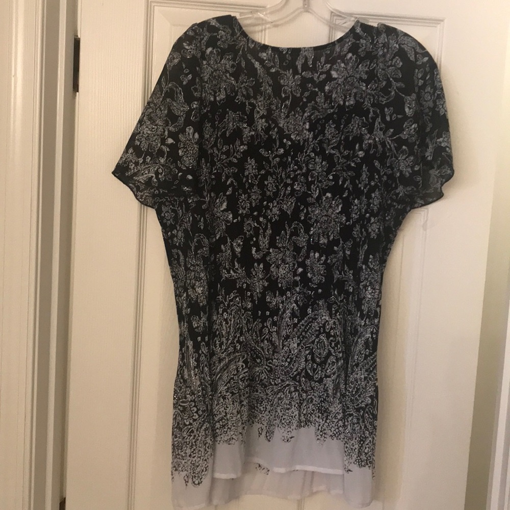 Shirt - Picture 4 of 4